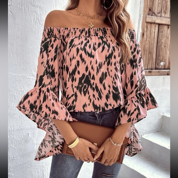 Boho allover print off shoulder flounce sleeve blouse - Picture 6 of 6